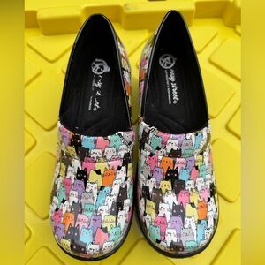 Easy Street Black and White clogs Comfortable Slip-On Design